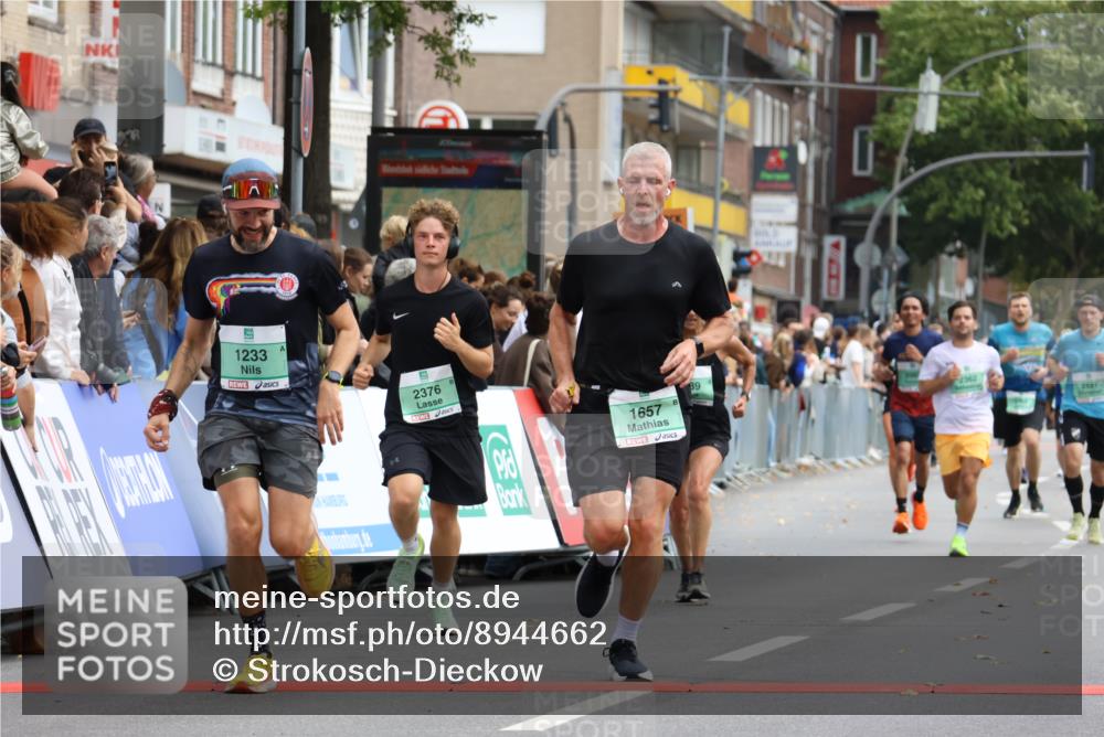 21.09.2025 - PSD Bank Halbmarathon Strokosch-Dieckow http://msf.ph/oto/8944662 21.09.2025 11:49:34 Ziel 1233, 1657, 2101, 2322, 2376, 2589, 2607, 3055 meine-sportfotos.de