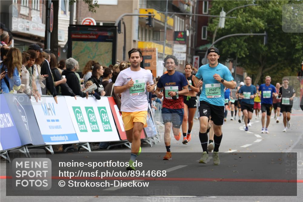 21.09.2025 - PSD Bank Halbmarathon Strokosch-Dieckow http://msf.ph/oto/8944668 21.09.2025 11:49:40 Ziel 1233, 1657, 2065, 2181, 2362, 2376, 2462, 2527, 2589, 3055 meine-sportfotos.de