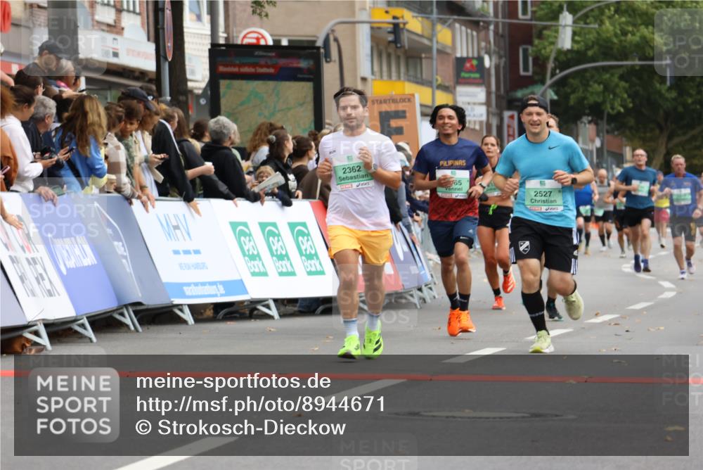 21.09.2025 - PSD Bank Halbmarathon Strokosch-Dieckow http://msf.ph/oto/8944671 21.09.2025 11:49:40 Ziel 1233, 1657, 2065, 2181, 2362, 2376, 2462, 2527, 2589, 3055 meine-sportfotos.de
