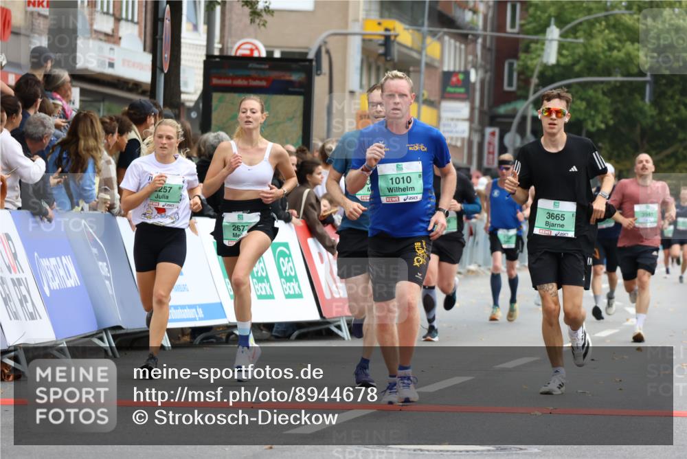 21.09.2025 - PSD Bank Halbmarathon Strokosch-Dieckow http://msf.ph/oto/8944678 21.09.2025 11:49:50 Ziel 1010, 1221, 2056, 2065, 2181, 2257, 2362, 2462, 2527, 2677, 3086, 3665, 3941 meine-sportfotos.de