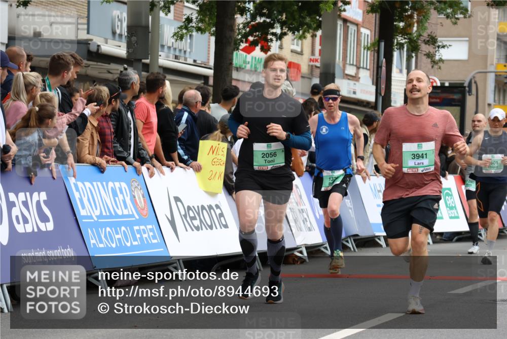 21.09.2025 - PSD Bank Halbmarathon Strokosch-Dieckow http://msf.ph/oto/8944693 21.09.2025 11:49:57 Ziel 1010, 1040, 1221, 1328, 2056, 2257, 2601, 2677, 3086, 3665, 3941, 4002 meine-sportfotos.de