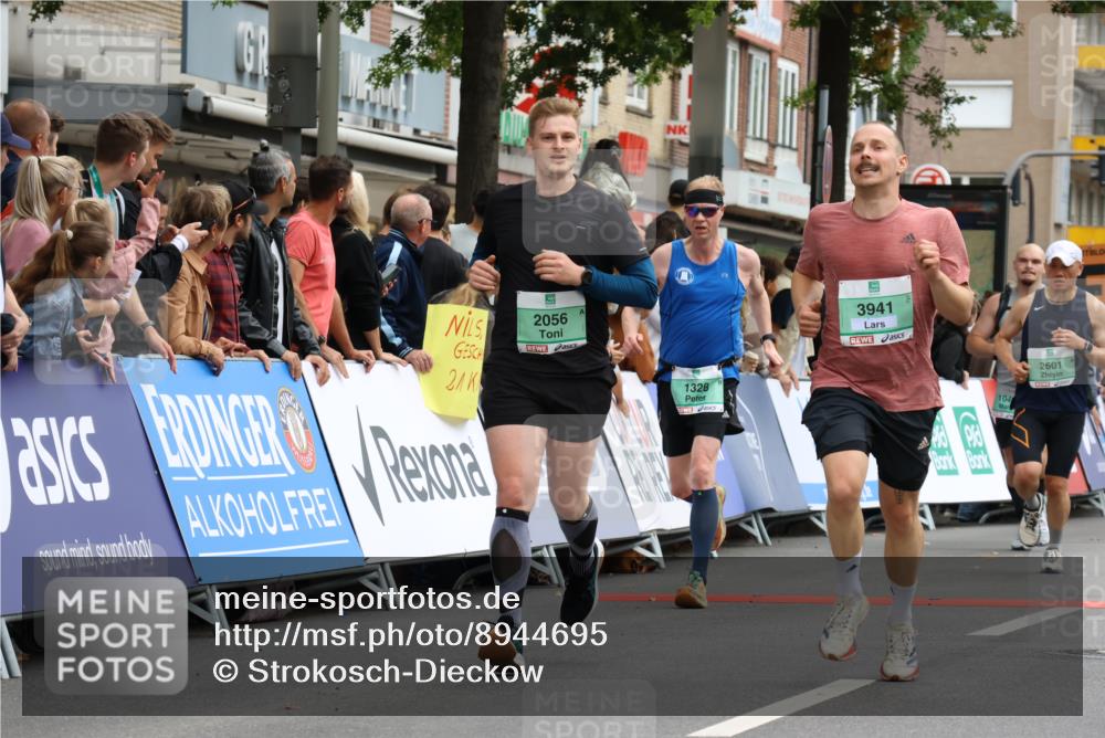 21.09.2025 - PSD Bank Halbmarathon Strokosch-Dieckow http://msf.ph/oto/8944695 21.09.2025 11:49:57 Ziel 1010, 1040, 1221, 1328, 2056, 2257, 2601, 2677, 3086, 3665, 3941, 4002 meine-sportfotos.de