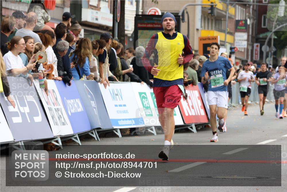 21.09.2025 - PSD Bank Halbmarathon Strokosch-Dieckow http://msf.ph/oto/8944701 21.09.2025 11:50:03 Ziel 1040, 1059, 1221, 1328, 2056, 2060, 2387, 2414, 2601, 3941, 4002 meine-sportfotos.de
