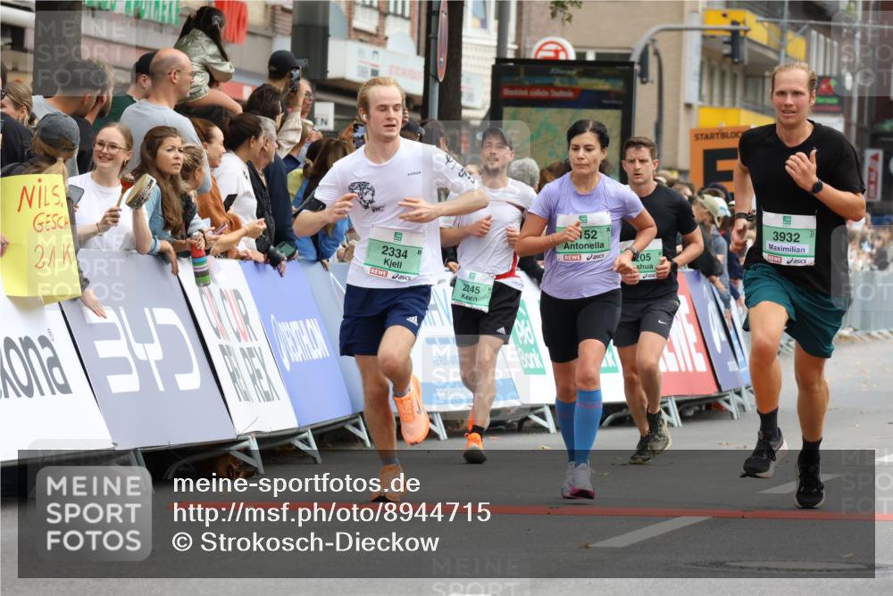 21.09.2025 - PSD Bank Halbmarathon Strokosch-Dieckow http://msf.ph/oto/8944715 21.09.2025 11:50:13 Ziel 1059, 1086, 1580, 2060, 2152, 2205, 2245, 2334, 2387, 2414, 2455, 3932, 4002 meine-sportfotos.de