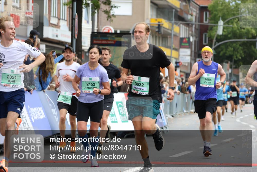 21.09.2025 - PSD Bank Halbmarathon Strokosch-Dieckow http://msf.ph/oto/8944719 21.09.2025 11:50:14 Ziel 1059, 1086, 1580, 2060, 2152, 2205, 2245, 2334, 2387, 2414, 2455, 3932 meine-sportfotos.de
