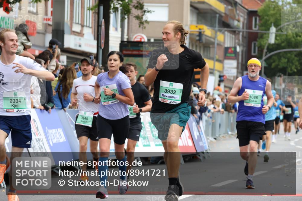 21.09.2025 - PSD Bank Halbmarathon Strokosch-Dieckow http://msf.ph/oto/8944721 21.09.2025 11:50:14 Ziel 1059, 1086, 1580, 2060, 2152, 2205, 2245, 2334, 2387, 2414, 2455, 3932 meine-sportfotos.de