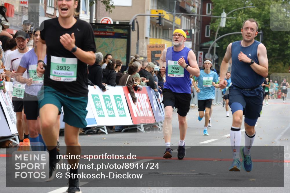 21.09.2025 - PSD Bank Halbmarathon Strokosch-Dieckow http://msf.ph/oto/8944724 21.09.2025 11:50:15 Ziel 1059, 1086, 1580, 2060, 2152, 2205, 2245, 2334, 2387, 2414, 2455, 2571, 3932 meine-sportfotos.de