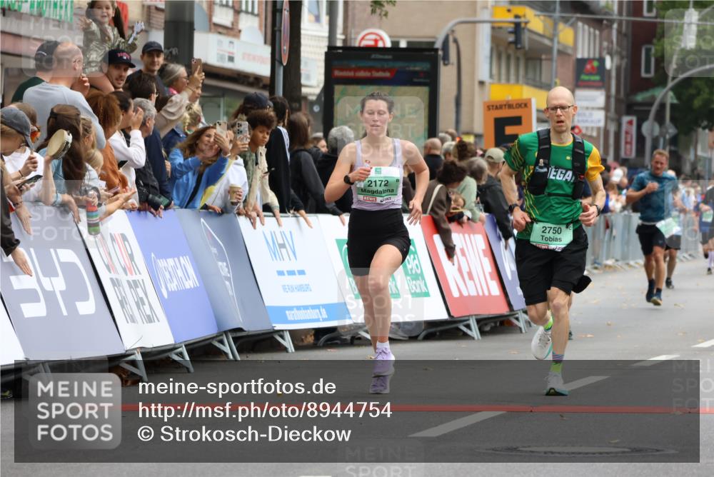 21.09.2025 - PSD Bank Halbmarathon Strokosch-Dieckow http://msf.ph/oto/8944754 21.09.2025 11:50:39 Ziel 2172, 2280, 2298, 2572, 2750, 2811, 2934, 3935 meine-sportfotos.de