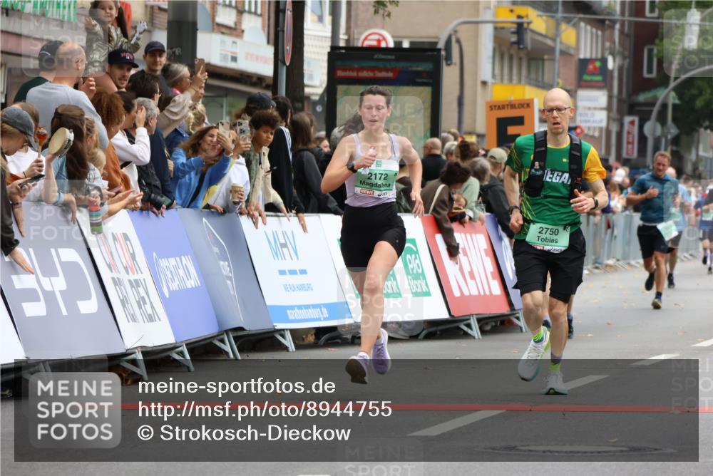 21.09.2025 - PSD Bank Halbmarathon Strokosch-Dieckow http://msf.ph/oto/8944755 21.09.2025 11:50:40 Ziel 2172, 2280, 2298, 2572, 2750, 2811, 2934, 3935 meine-sportfotos.de