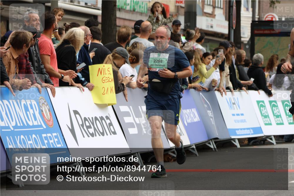 21.09.2025 - PSD Bank Halbmarathon Strokosch-Dieckow http://msf.ph/oto/8944764 21.09.2025 11:50:45 Ziel 2172, 2177, 2298, 2559, 2620, 2750, 2934, 3935 meine-sportfotos.de