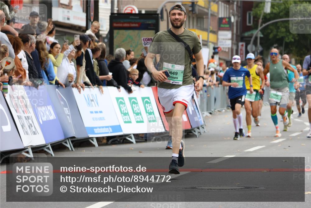 21.09.2025 - PSD Bank Halbmarathon Strokosch-Dieckow http://msf.ph/oto/8944772 21.09.2025 11:50:52 Ziel 1039, 1226, 1720, 2177, 2256, 2298, 2331, 2437, 2559, 2620, 3649, 3935 meine-sportfotos.de