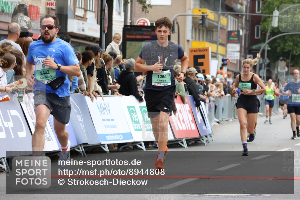 21.09.2025 - PSD Bank Halbmarathon Strokosch-Dieckow http://msf.ph/oto/8944808 21.09.2025 11:51:17 Ziel 1250, 1537, 2295, 2402, 2662, 2951 meine-sportfotos.de