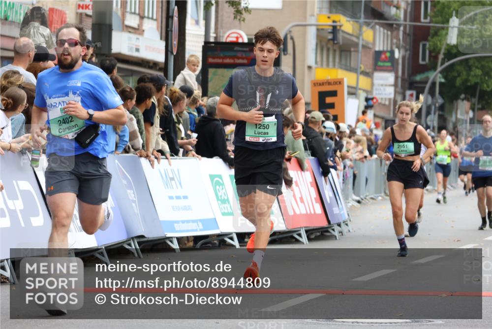 21.09.2025 - PSD Bank Halbmarathon Strokosch-Dieckow http://msf.ph/oto/8944809 21.09.2025 11:51:17 Ziel 1250, 1537, 2295, 2402, 2662, 2951 meine-sportfotos.de