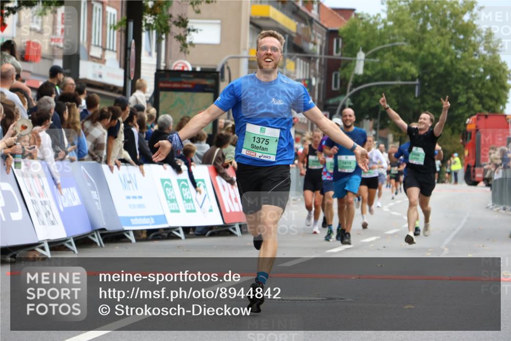 21.09.2025 - PSD Bank Halbmarathon Strokosch-Dieckow http://msf.ph/oto/8944842 21.09.2025 11:51:39 Ziel 1150, 1375, 1581, 1619, 2163, 2169, 2382, 2476, 2638, 2886, 2988 meine-sportfotos.de