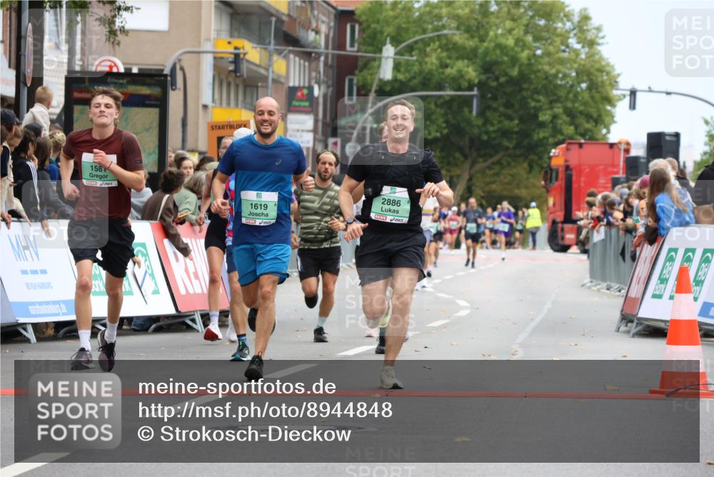 21.09.2025 - PSD Bank Halbmarathon Strokosch-Dieckow http://msf.ph/oto/8944848 21.09.2025 11:51:41 Ziel 1150, 1375, 1581, 1619, 2163, 2169, 2382, 2476, 2539, 2638, 2886, 2988 meine-sportfotos.de