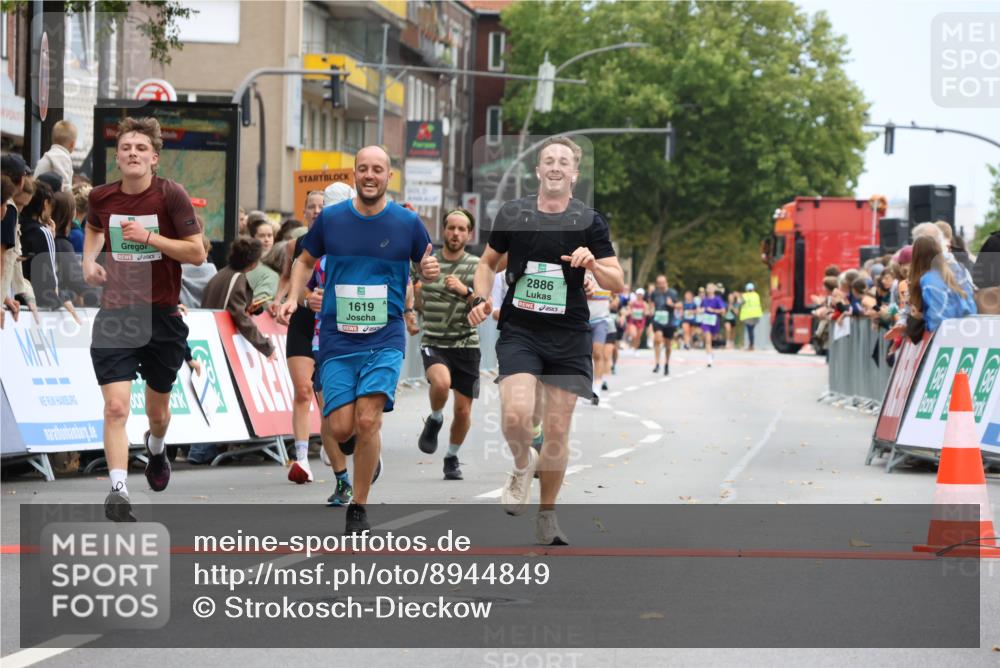 21.09.2025 - PSD Bank Halbmarathon Strokosch-Dieckow http://msf.ph/oto/8944849 21.09.2025 11:51:41 Ziel 1150, 1375, 1581, 1619, 2163, 2169, 2382, 2476, 2539, 2638, 2886, 2988 meine-sportfotos.de
