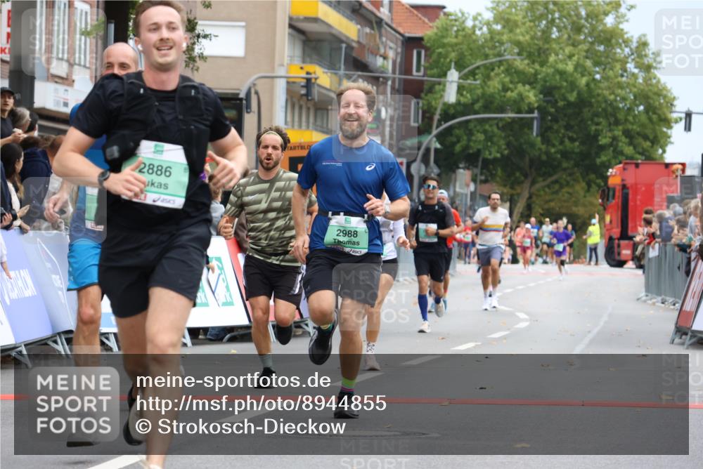 21.09.2025 - PSD Bank Halbmarathon Strokosch-Dieckow http://msf.ph/oto/8944855 21.09.2025 11:51:43 Ziel 1150, 1375, 1581, 1619, 2163, 2169, 2382, 2476, 2539, 2638, 2886, 2988 meine-sportfotos.de