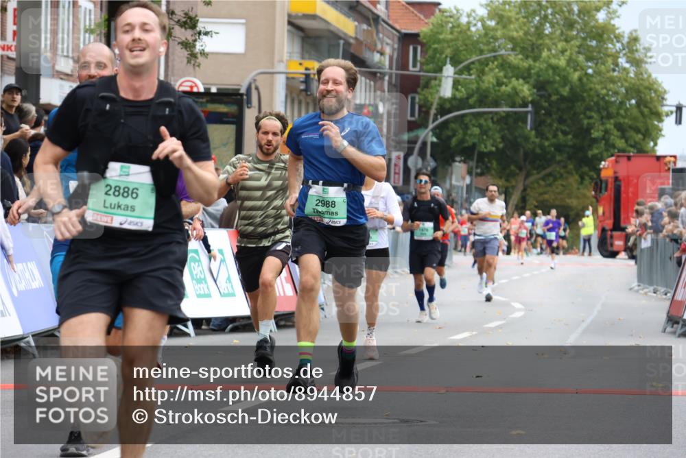 21.09.2025 - PSD Bank Halbmarathon Strokosch-Dieckow http://msf.ph/oto/8944857 21.09.2025 11:51:44 Ziel 1375, 1581, 1619, 2163, 2169, 2382, 2476, 2539, 2638, 2886, 2988 meine-sportfotos.de