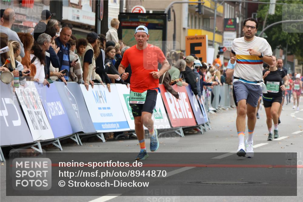21.09.2025 - PSD Bank Halbmarathon Strokosch-Dieckow http://msf.ph/oto/8944870 21.09.2025 11:51:54 Ziel 1186, 1478, 2066, 2169, 2382, 2539, 3416, 4004 meine-sportfotos.de