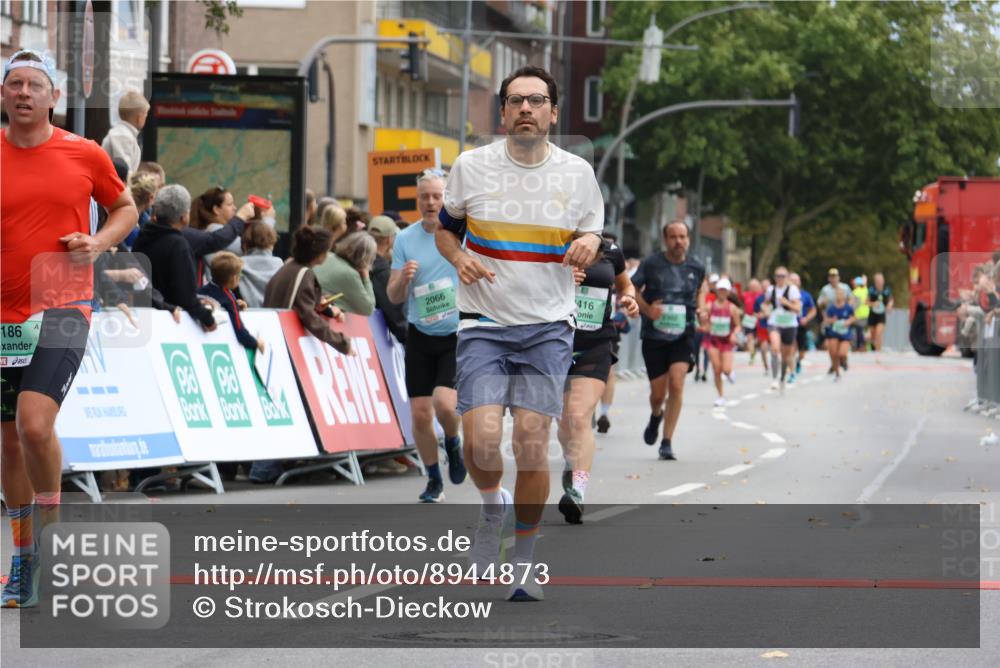 21.09.2025 - PSD Bank Halbmarathon Strokosch-Dieckow http://msf.ph/oto/8944873 21.09.2025 11:51:55 Ziel 1186, 1478, 2066, 2169, 2302, 2382, 2539, 3416, 4004 meine-sportfotos.de