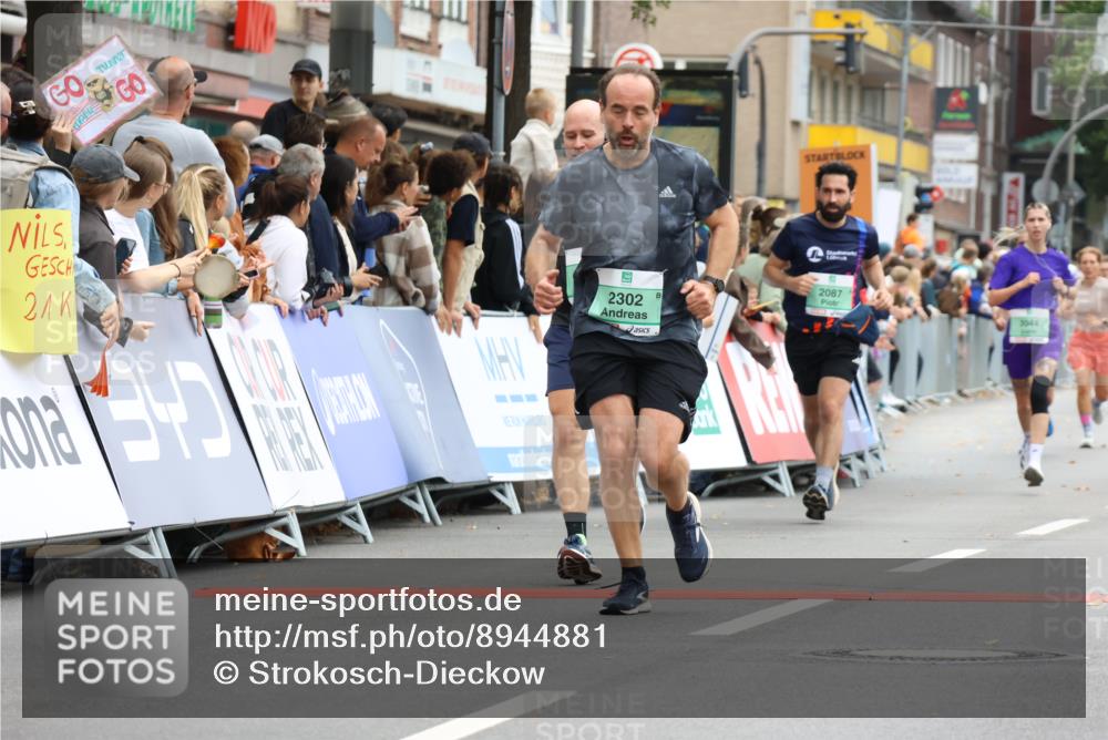 21.09.2025 - PSD Bank Halbmarathon Strokosch-Dieckow http://msf.ph/oto/8944881 21.09.2025 11:52:02 Ziel 1186, 2066, 2087, 2239, 2302, 3044, 3416, 4004 meine-sportfotos.de