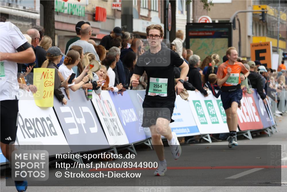 21.09.2025 - PSD Bank Halbmarathon Strokosch-Dieckow http://msf.ph/oto/8944900 21.09.2025 11:52:13 Ziel 1508, 2087, 2356, 2375, 2492, 2512, 2554, 2835, 2844, 2917, 3044, 3141 meine-sportfotos.de