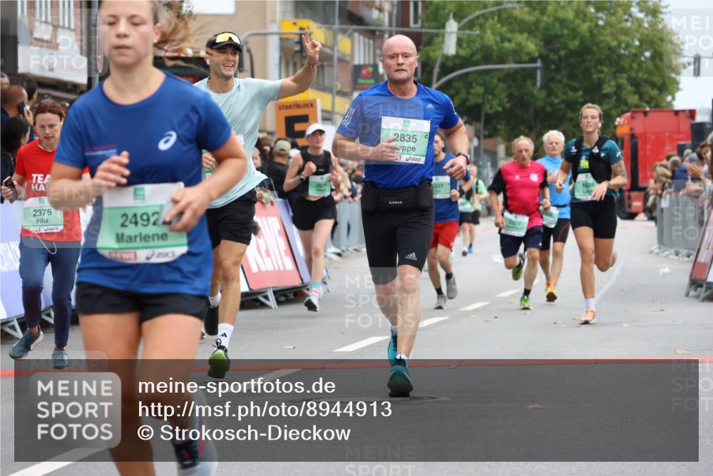 21.09.2025 - PSD Bank Halbmarathon Strokosch-Dieckow http://msf.ph/oto/8944913 21.09.2025 11:52:19 Ziel 1506, 1508, 1600, 2237, 2327, 2356, 2375, 2492, 2512, 2554, 2654, 2835, 2844, 2917, 3141, 4001 meine-sportfotos.de