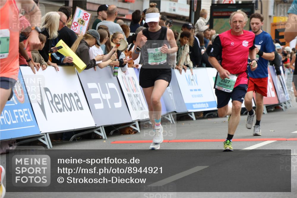 21.09.2025 - PSD Bank Halbmarathon Strokosch-Dieckow http://msf.ph/oto/8944921 21.09.2025 11:52:23 Ziel 1506, 1600, 2237, 2327, 2356, 2375, 2492, 2512, 2554, 2654, 2835, 4001, 4053 meine-sportfotos.de