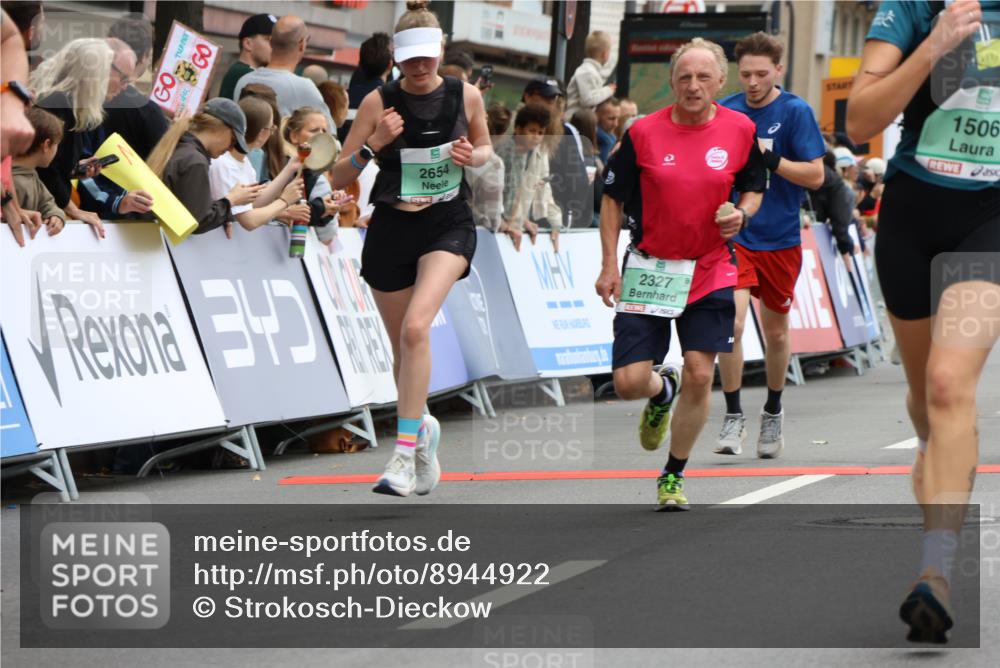 21.09.2025 - PSD Bank Halbmarathon Strokosch-Dieckow http://msf.ph/oto/8944922 21.09.2025 11:52:23 Ziel 1506, 1600, 2237, 2327, 2356, 2375, 2492, 2512, 2554, 2654, 2835, 4001, 4053 meine-sportfotos.de
