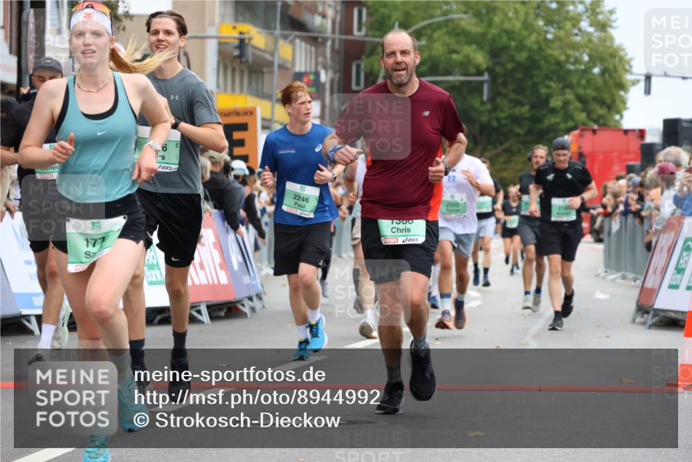 21.09.2025 - PSD Bank Halbmarathon Strokosch-Dieckow http://msf.ph/oto/8944992 21.09.2025 11:53:26 Ziel 1079, 1254, 1366, 1724, 1770, 2199, 2246, 2309, 2552, 2588, 2625, 2804, 2871, 2876, 2947, 3919, 4050 meine-sportfotos.de