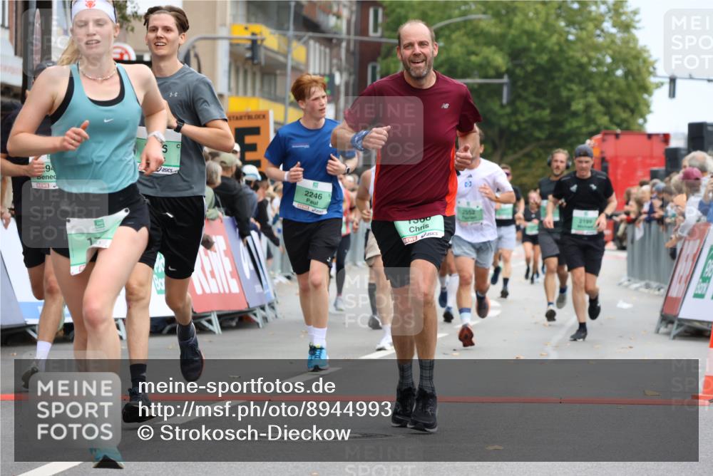 21.09.2025 - PSD Bank Halbmarathon Strokosch-Dieckow http://msf.ph/oto/8944993 21.09.2025 11:53:26 Ziel 1079, 1254, 1366, 1724, 1770, 2199, 2246, 2309, 2552, 2588, 2625, 2804, 2871, 2876, 2947, 3919, 4050 meine-sportfotos.de