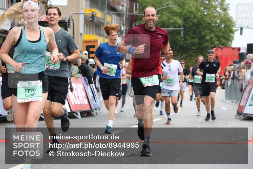 21.09.2025 - PSD Bank Halbmarathon Strokosch-Dieckow http://msf.ph/oto/8944995 21.09.2025 11:53:26 Ziel 1079, 1254, 1366, 1724, 1770, 2199, 2246, 2309, 2552, 2588, 2625, 2804, 2871, 2876, 2947, 3919, 4050 meine-sportfotos.de