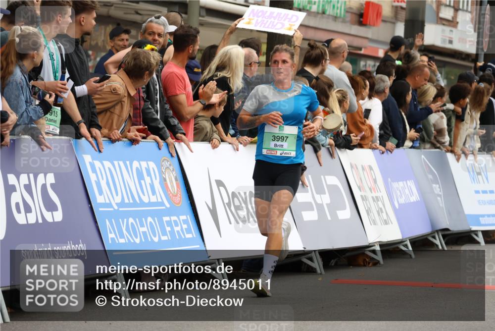 21.09.2025 - PSD Bank Halbmarathon Strokosch-Dieckow http://msf.ph/oto/8945011 21.09.2025 11:53:40 Ziel 1396, 1572, 1724, 2199, 2304, 2309, 2401, 2537, 2545, 2625, 2687, 2804, 2805, 2991, 3901, 3997 meine-sportfotos.de