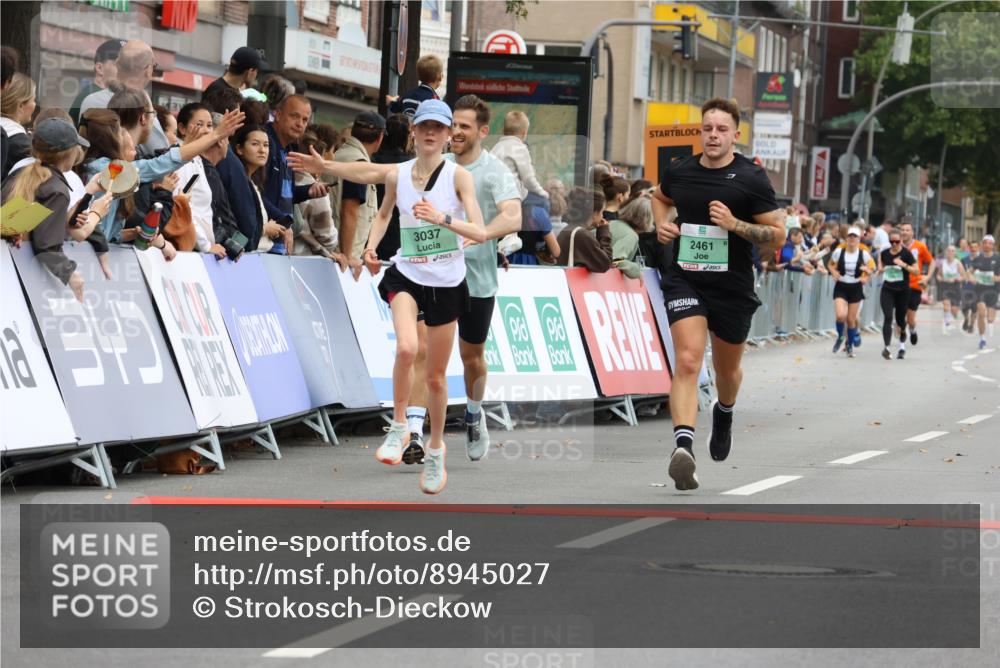 21.09.2025 - PSD Bank Halbmarathon Strokosch-Dieckow http://msf.ph/oto/8945027 21.09.2025 11:53:51 Ziel 1396, 1752, 2304, 2461, 2805, 2863, 2991, 3037 meine-sportfotos.de