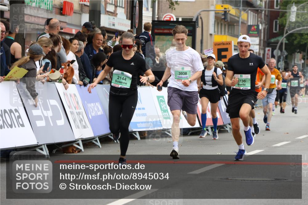 21.09.2025 - PSD Bank Halbmarathon Strokosch-Dieckow http://msf.ph/oto/8945034 21.09.2025 11:54:02 Ziel 2144, 2420, 2461, 2505, 2736, 2848, 2863, 3938 meine-sportfotos.de