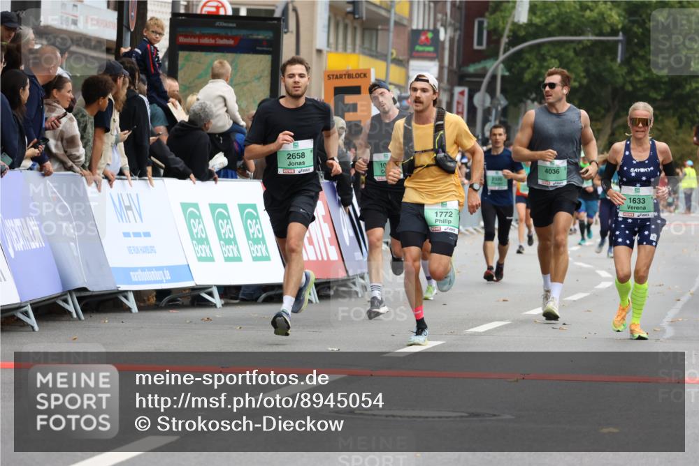 21.09.2025 - PSD Bank Halbmarathon Strokosch-Dieckow http://msf.ph/oto/8945054 21.09.2025 11:54:09 Ziel 1053, 1633, 1772, 2144, 2300, 2318, 2420, 2505, 2658, 2736, 2848, 3938, 4036 meine-sportfotos.de