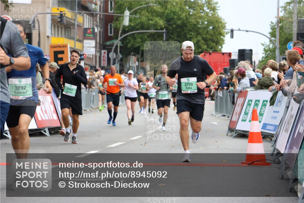 21.09.2025 - PSD Bank Halbmarathon Strokosch-Dieckow http://msf.ph/oto/8945092 21.09.2025 11:54:30 Ziel 1731, 2360, 2408, 2562, 2583, 2770, 2983, 2997, 3349, 3892, 3944 meine-sportfotos.de