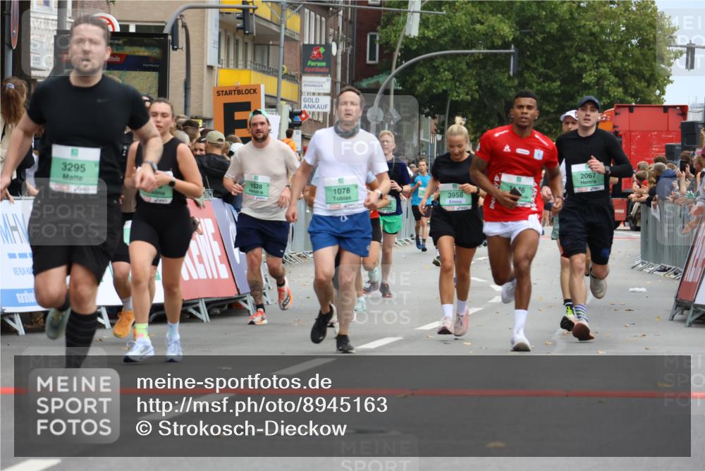 21.09.2025 - PSD Bank Halbmarathon Strokosch-Dieckow http://msf.ph/oto/8945163 21.09.2025 11:55:01 Ziel 1046, 1078, 1528, 2067, 2160, 2275, 2348, 2364, 2485, 2500, 2646, 3295, 3840, 3958, 3968, 4033 meine-sportfotos.de