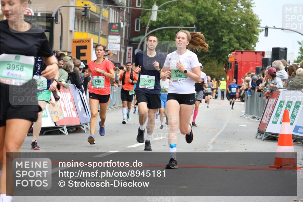 21.09.2025 - PSD Bank Halbmarathon Strokosch-Dieckow http://msf.ph/oto/8945181 21.09.2025 11:55:08 Ziel 1046, 1078, 1528, 2067, 2275, 2348, 2364, 2435, 2500, 2568, 2646, 2690, 2952, 3270, 3295, 3958, 3968, 4033 meine-sportfotos.de