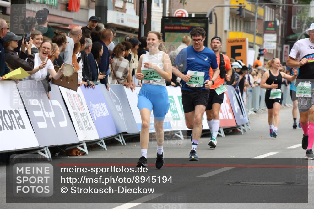 21.09.2025 - PSD Bank Halbmarathon Strokosch-Dieckow http://msf.ph/oto/8945194 21.09.2025 11:55:15 Ziel 1209, 1528, 1543, 1814, 2107, 2161, 2275, 2435, 2500, 2568, 2690, 2952, 3270, 3942, 3958, 3968, 4033 meine-sportfotos.de