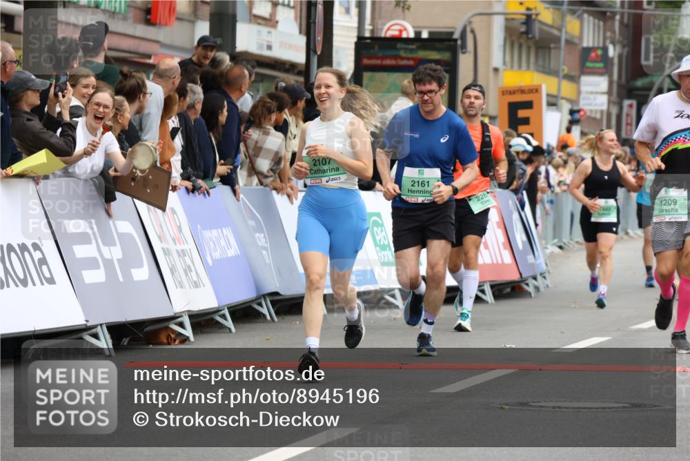 21.09.2025 - PSD Bank Halbmarathon Strokosch-Dieckow http://msf.ph/oto/8945196 21.09.2025 11:55:15 Ziel 1209, 1528, 1543, 1814, 2107, 2161, 2275, 2435, 2500, 2568, 2690, 2952, 3270, 3942, 3958, 3968, 4033 meine-sportfotos.de
