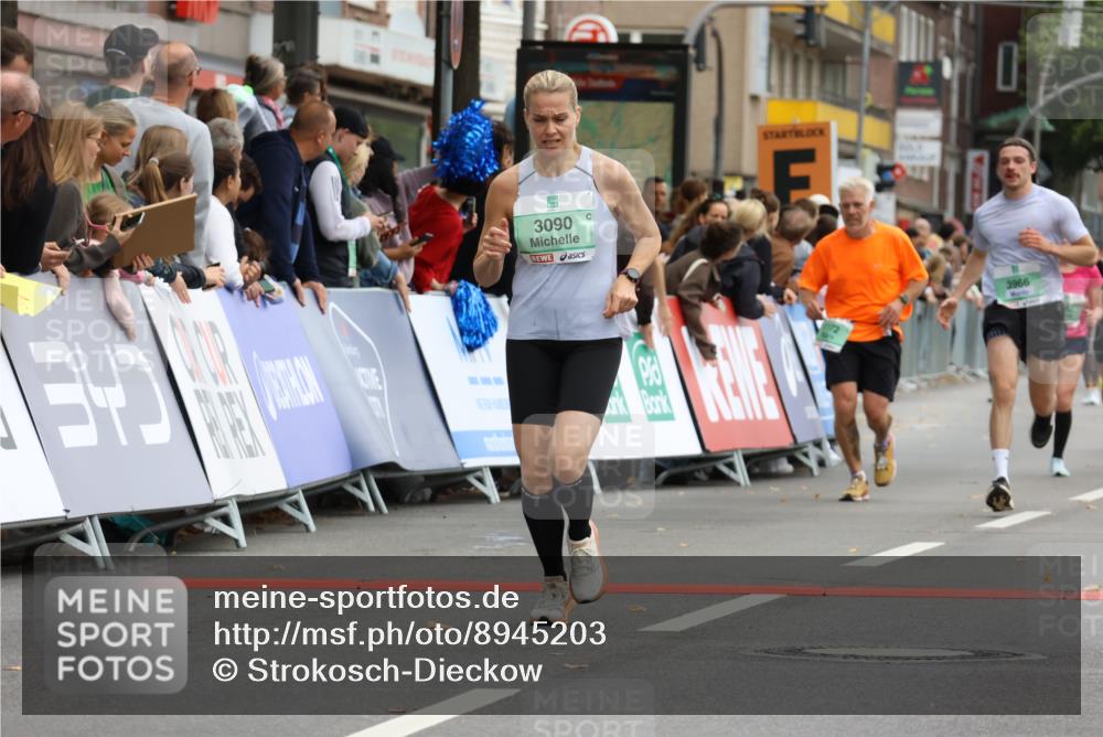 21.09.2025 - PSD Bank Halbmarathon Strokosch-Dieckow http://msf.ph/oto/8945203 21.09.2025 12:04:10 Ziel 1172, 1745, 3090, 3162, 3355, 3966 meine-sportfotos.de