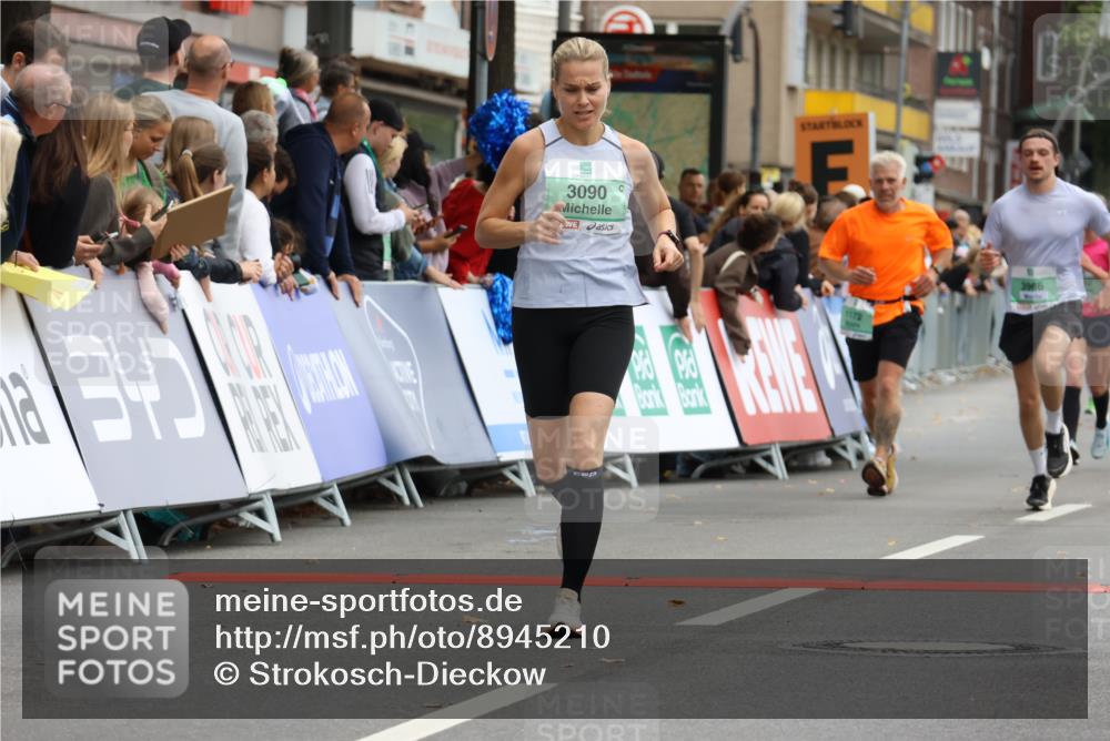 21.09.2025 - PSD Bank Halbmarathon Strokosch-Dieckow http://msf.ph/oto/8945210 21.09.2025 12:04:10 Ziel 1172, 1745, 3090, 3162, 3355, 3966 meine-sportfotos.de