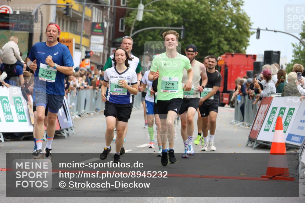 21.09.2025 - PSD Bank Halbmarathon Strokosch-Dieckow http://msf.ph/oto/8945232 21.09.2025 11:55:46 Ziel 1124, 1134, 1273, 1536, 1568, 1818, 1819, 2210, 2218, 2273, 2399, 2456, 2488, 2587, 2636, 2642, 2901, 3166, 3959 meine-sportfotos.de