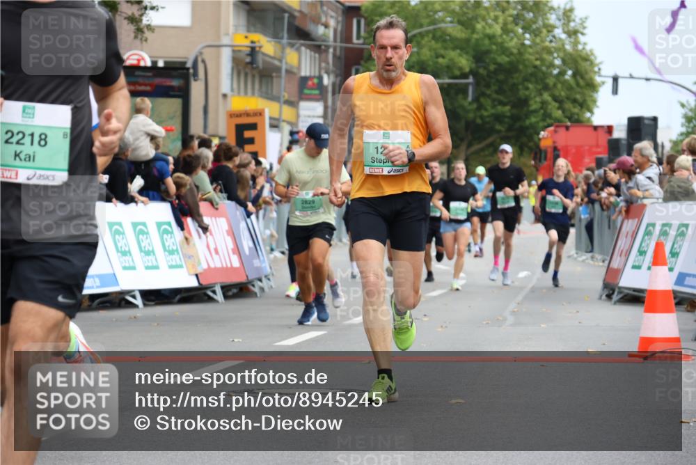 21.09.2025 - PSD Bank Halbmarathon Strokosch-Dieckow http://msf.ph/oto/8945245 21.09.2025 11:55:53 Ziel 1038, 1124, 1133, 1273, 1536, 1568, 1615, 2210, 2218, 2323, 2456, 2488, 2587, 2626, 2636, 2642, 2678, 2829, 2901, 3100, 3166, 3903, 3959 meine-sportfotos.de