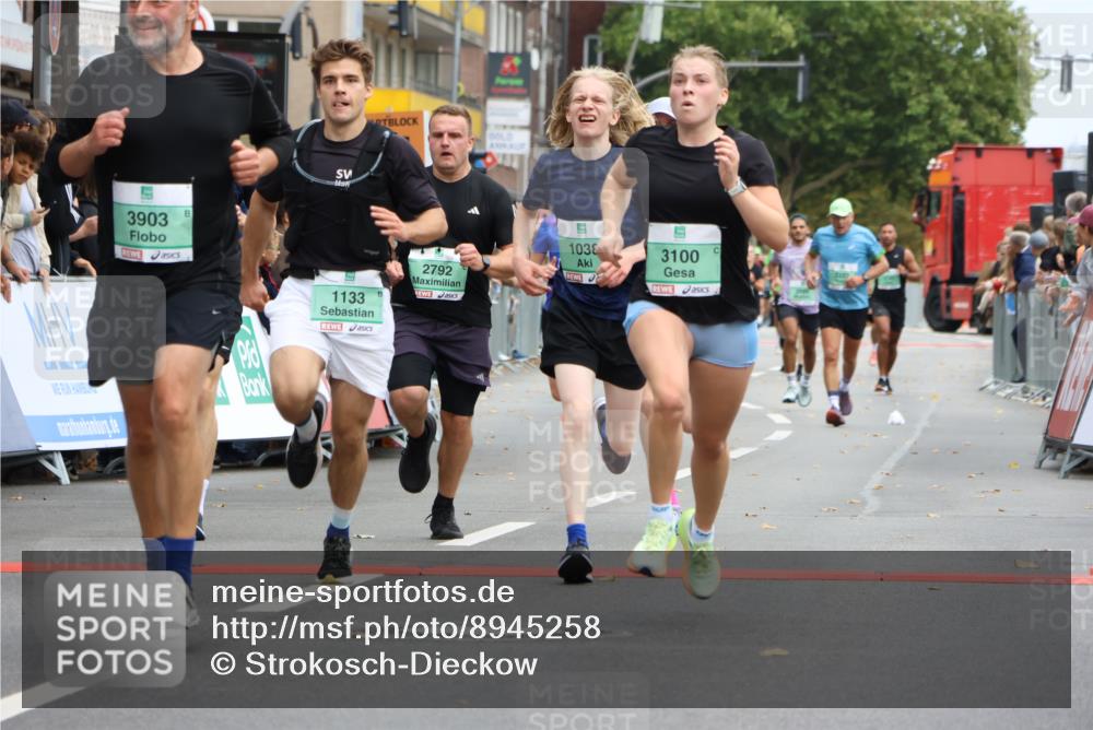 21.09.2025 - PSD Bank Halbmarathon Strokosch-Dieckow http://msf.ph/oto/8945258 21.09.2025 11:55:58 Ziel 1038, 1133, 1273, 1536, 1568, 1615, 2187, 2218, 2323, 2456, 2488, 2535, 2626, 2636, 2678, 2792, 2829, 2901, 3100, 3166, 3903, 4062 meine-sportfotos.de