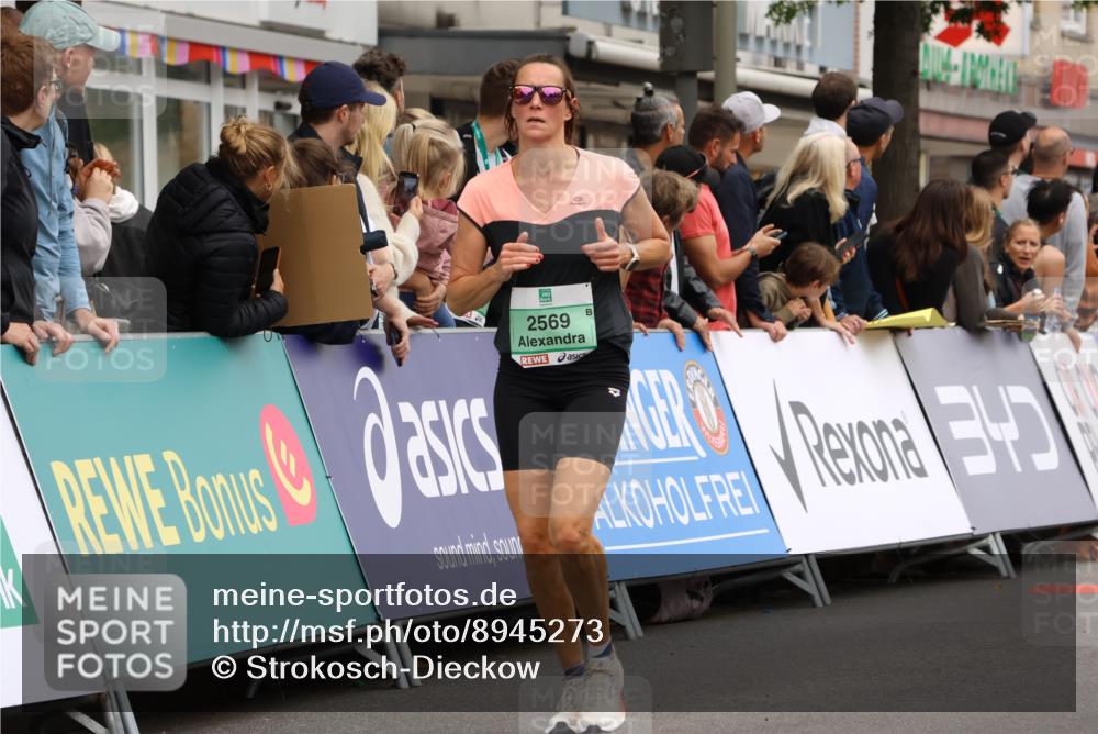 21.09.2025 - PSD Bank Halbmarathon Strokosch-Dieckow http://msf.ph/oto/8945273 21.09.2025 11:56:22 Ziel 1194, 1470, 2258, 2315, 2569, 2746, 2793, 2932, 2954, 3101, 3933, 3943, 4013 meine-sportfotos.de