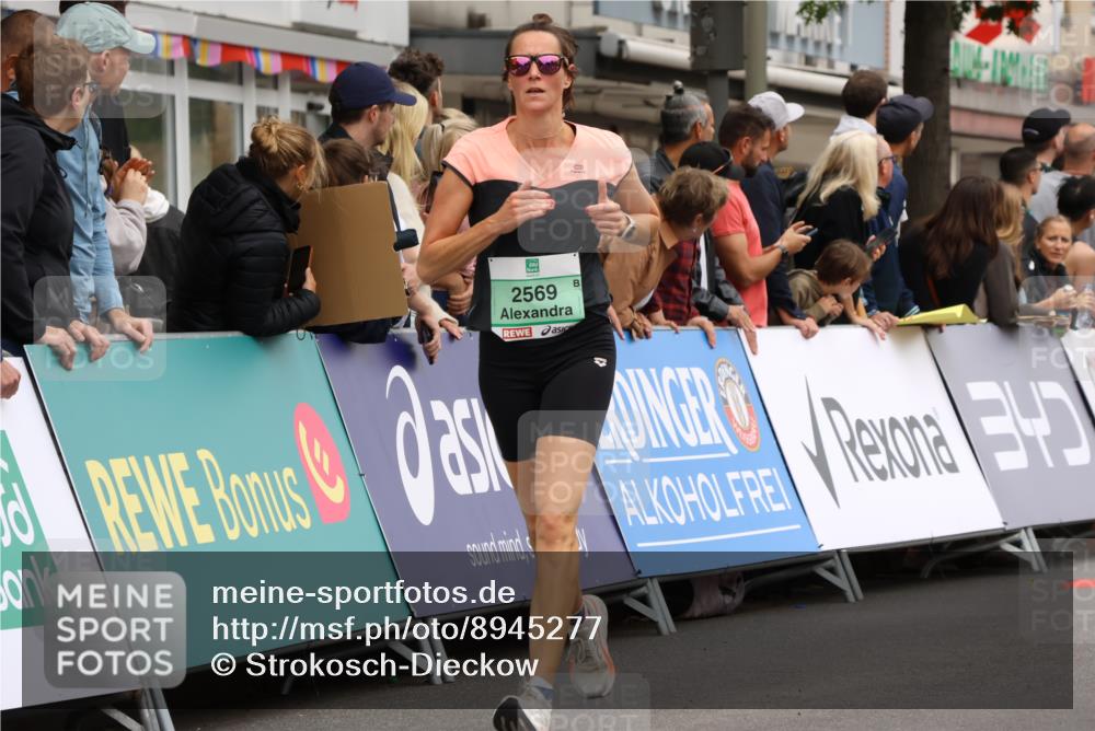 21.09.2025 - PSD Bank Halbmarathon Strokosch-Dieckow http://msf.ph/oto/8945277 21.09.2025 11:56:22 Ziel 1194, 1470, 2258, 2315, 2569, 2746, 2793, 2932, 2954, 3101, 3933, 3943, 4013 meine-sportfotos.de