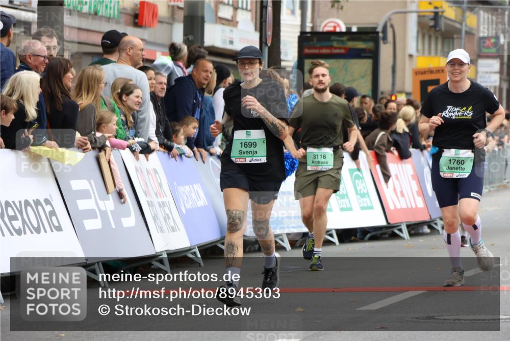 21.09.2025 - PSD Bank Halbmarathon Strokosch-Dieckow http://msf.ph/oto/8945303 21.09.2025 12:04:37 Ziel 1699, 1760, 2507, 2556, 2960, 3005, 3010, 3039, 3116, 3336, 3512, 3607 meine-sportfotos.de