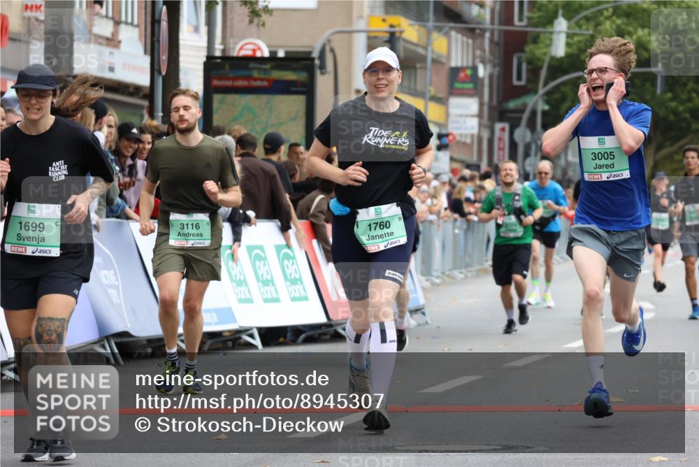 21.09.2025 - PSD Bank Halbmarathon Strokosch-Dieckow http://msf.ph/oto/8945307 21.09.2025 12:04:38 Ziel 1699, 1760, 2507, 2556, 2774, 2960, 3005, 3010, 3116, 3512, 3607 meine-sportfotos.de